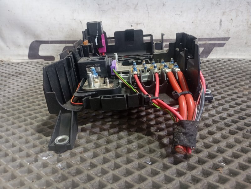 Блок предохранителей Volkswagen Touareg 2006 GP