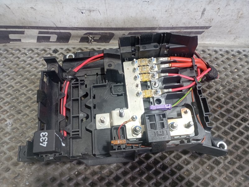 Блок предохранителей Volkswagen Touareg 2006 GP