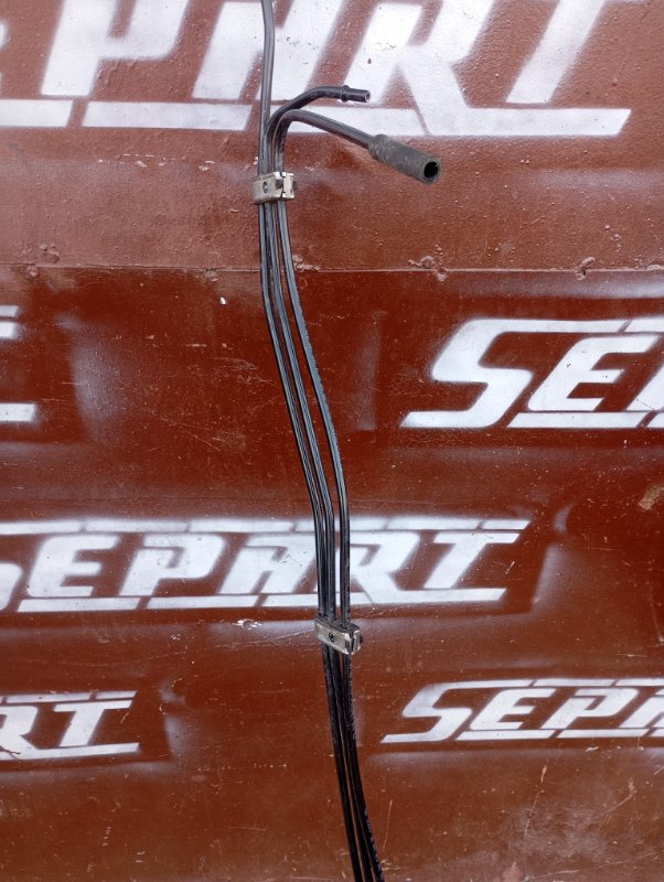 Трубка топливная Audi A6 2007 C6