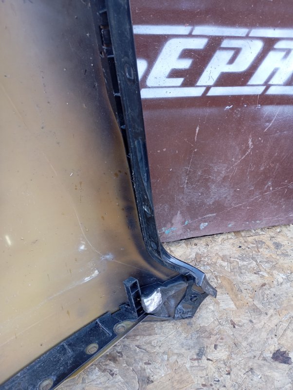 Крыло Volkswagen Touareg 2006 GP