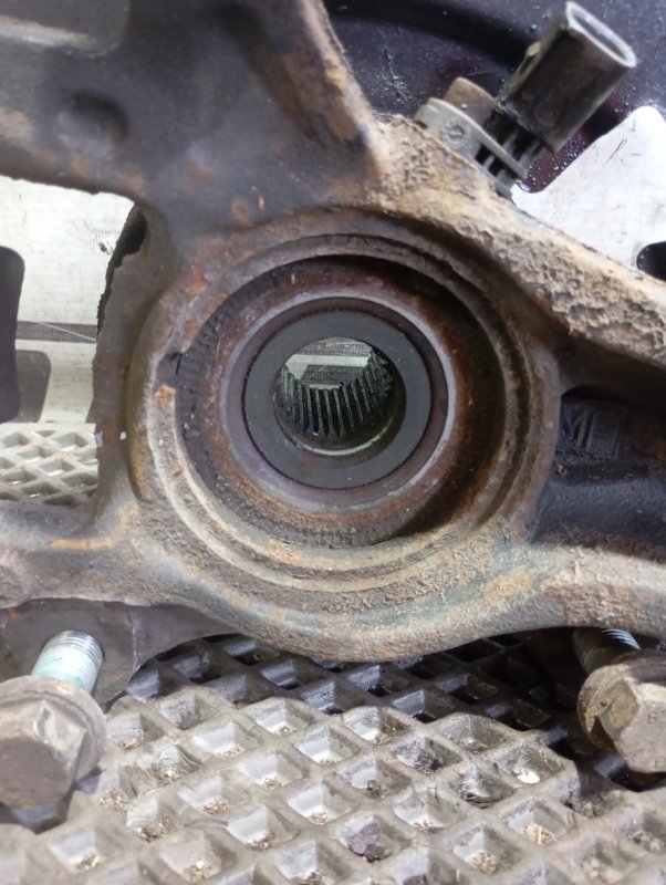 Кулак поворотный Volkswagen Touareg 2006 GP