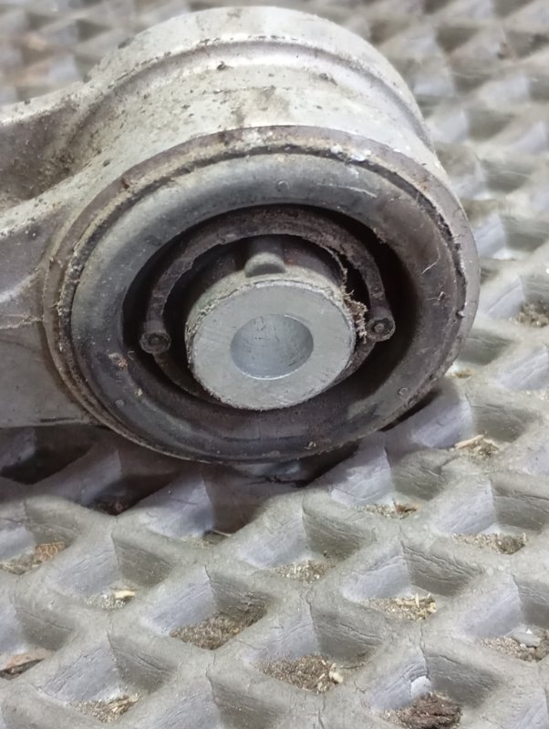 Рычаг Volkswagen Touareg 2006 GP