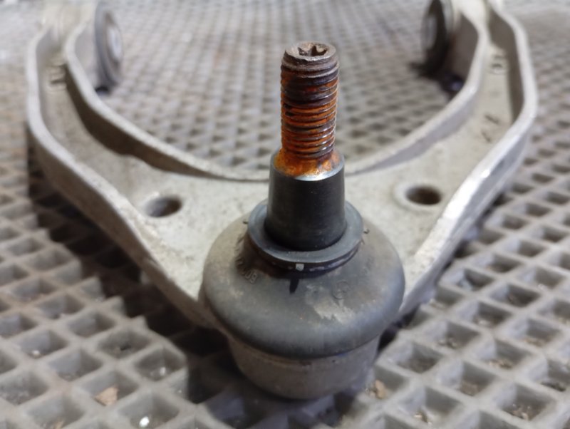 Рычаг Volkswagen Touareg 2006 GP