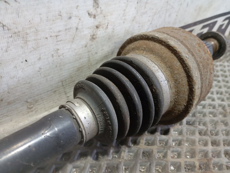 Вал приводной Volkswagen Touareg 2006 GP