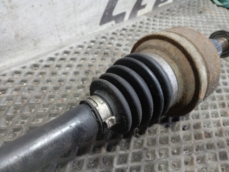 Вал приводной Volkswagen Touareg 2006 GP