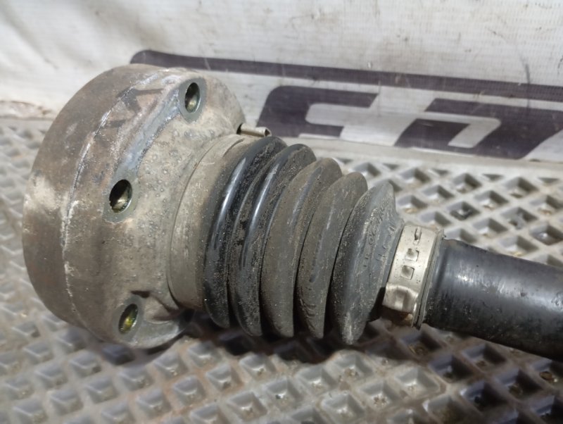 Вал приводной Volkswagen Touareg 2006 GP