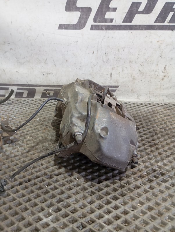 Суппорт Volkswagen Touareg 2006 GP