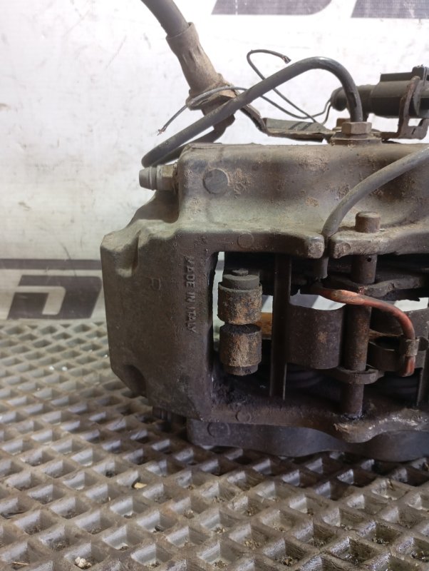 Суппорт Volkswagen Touareg 2006 GP