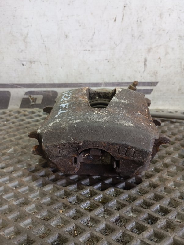 Суппорт Volkswagen Touareg 2006 GP