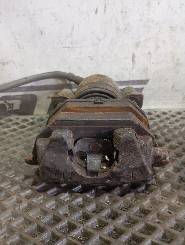 Суппорт Volkswagen Touareg 2006 GP