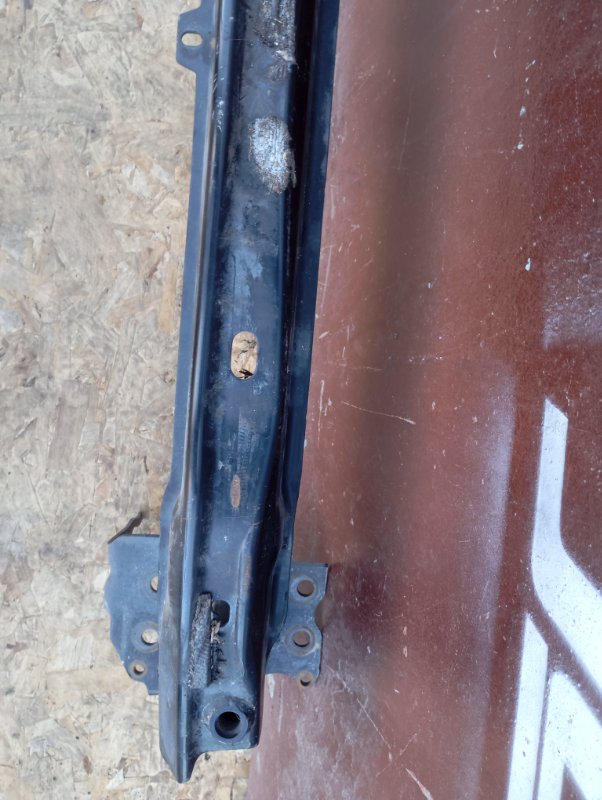 Усилитель бампера Volkswagen Touareg 2006 GP