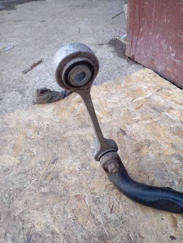 Стабилизатор Volkswagen Touareg 2006 GP