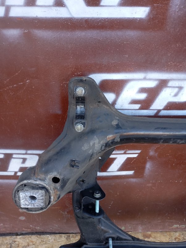 Подрамник Volkswagen Touareg 2006 GP