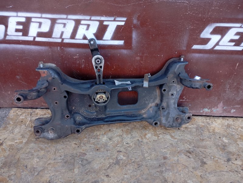 Подрамник Skoda YETI 2011 5L