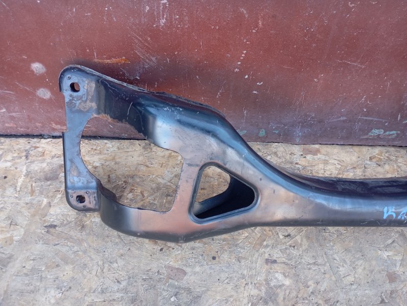 Подрамник Skoda YETI 2011 5L