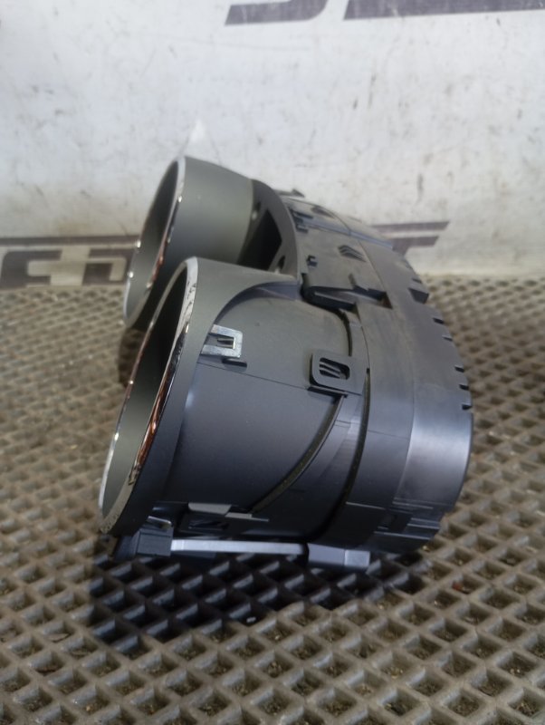 Панель приборов Skoda YETI 2015