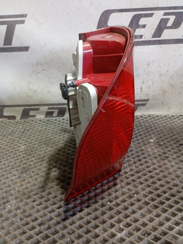 Фонарь Skoda YETI 2015