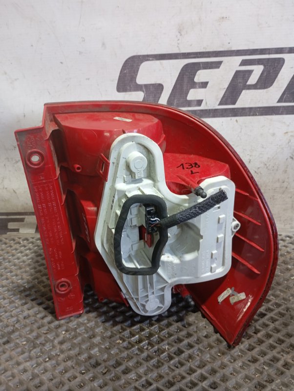 Фонарь Skoda YETI 2015