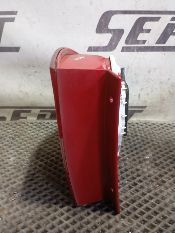 Фонарь Skoda YETI 2015