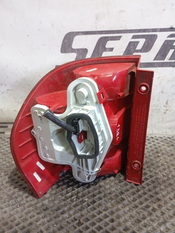 Фонарь Skoda YETI 2015