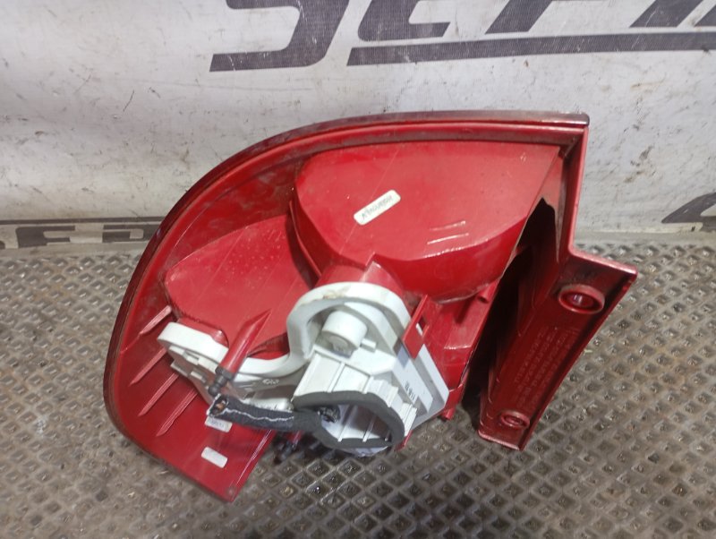 Фонарь Skoda YETI 2015