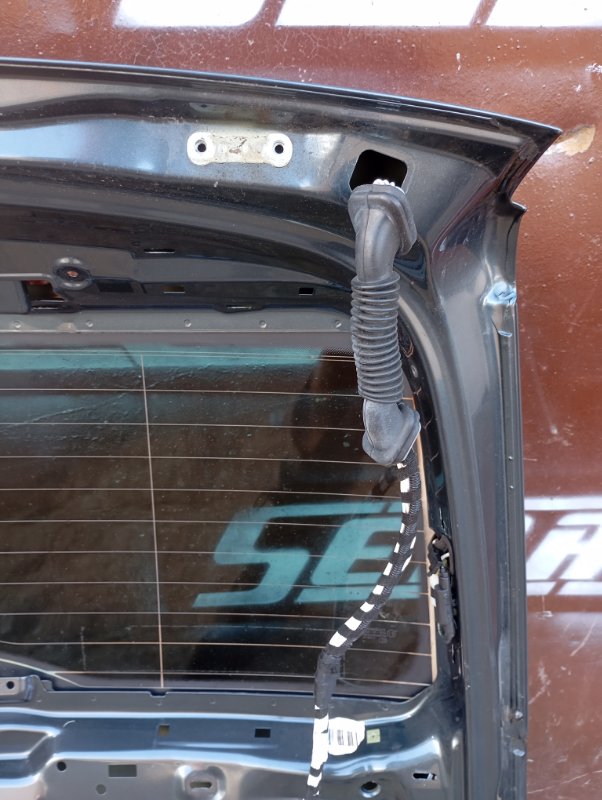 Крышка багажника Skoda YETI 2015