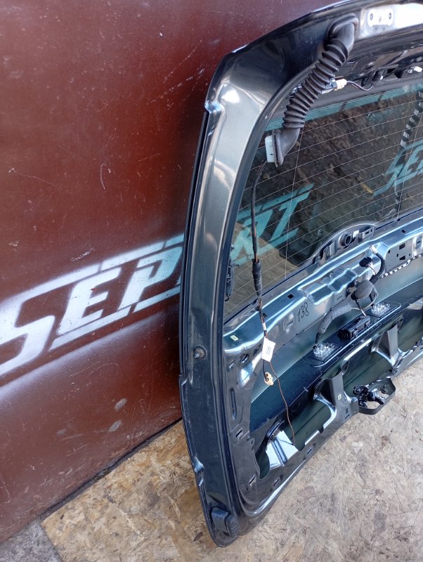 Крышка багажника Skoda YETI 2015