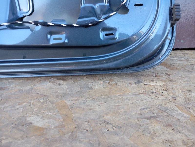 Крышка багажника Skoda YETI 2015