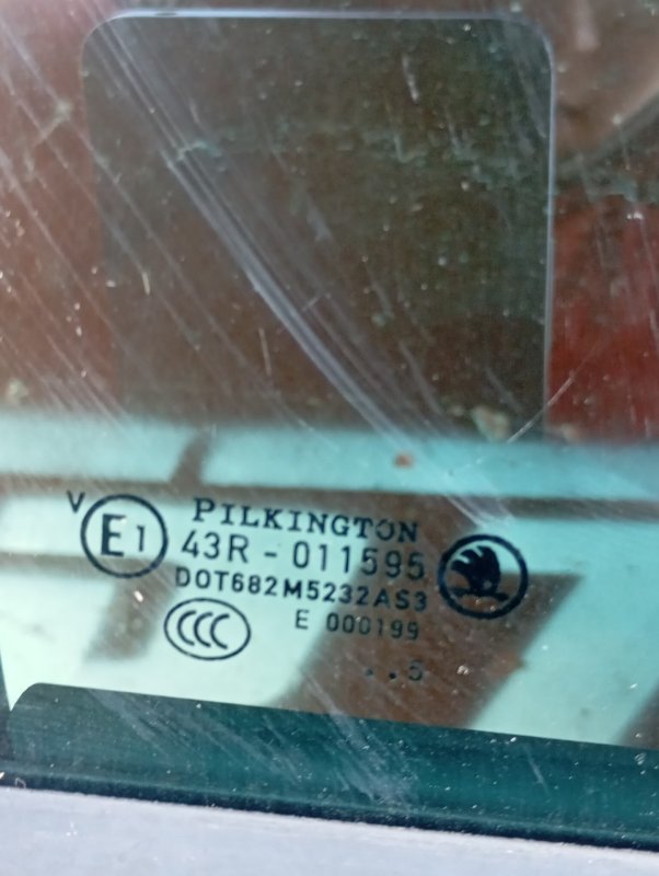 Дверь Skoda YETI 2015