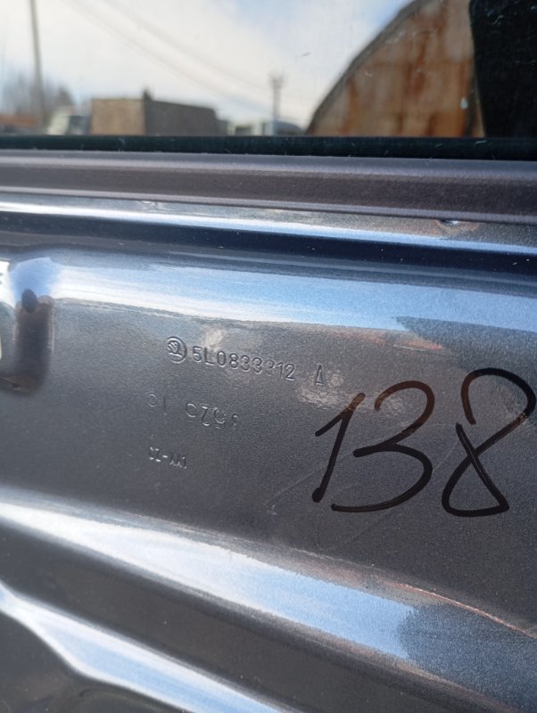 Дверь Skoda YETI 2015