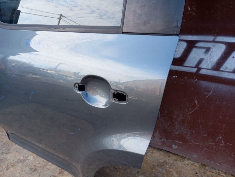 Дверь Skoda YETI 2015