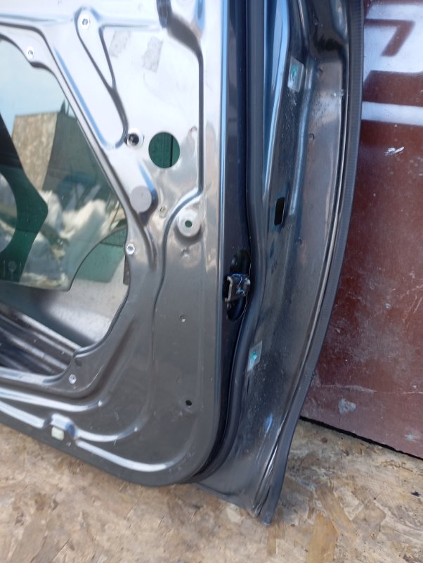 Дверь Skoda YETI 2015