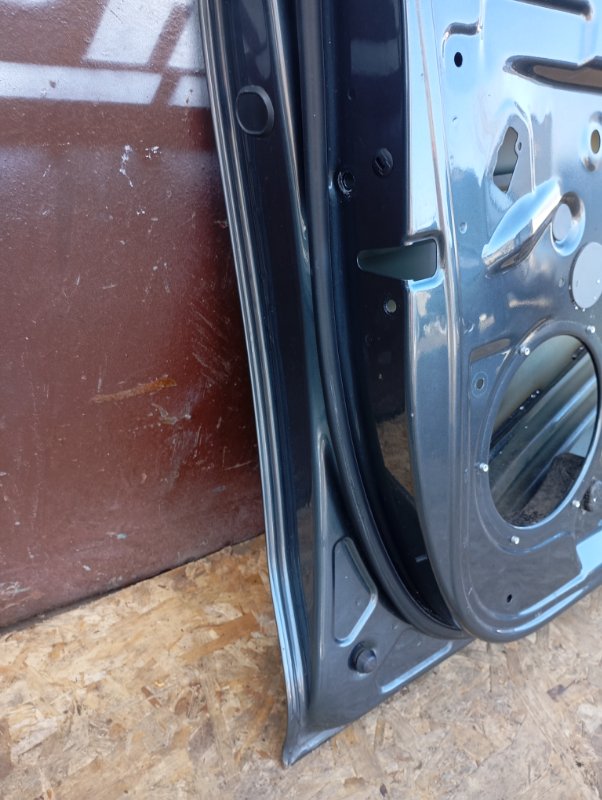 Дверь Skoda YETI 2015