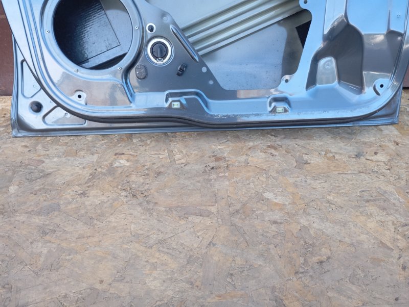 Дверь Skoda YETI 2015