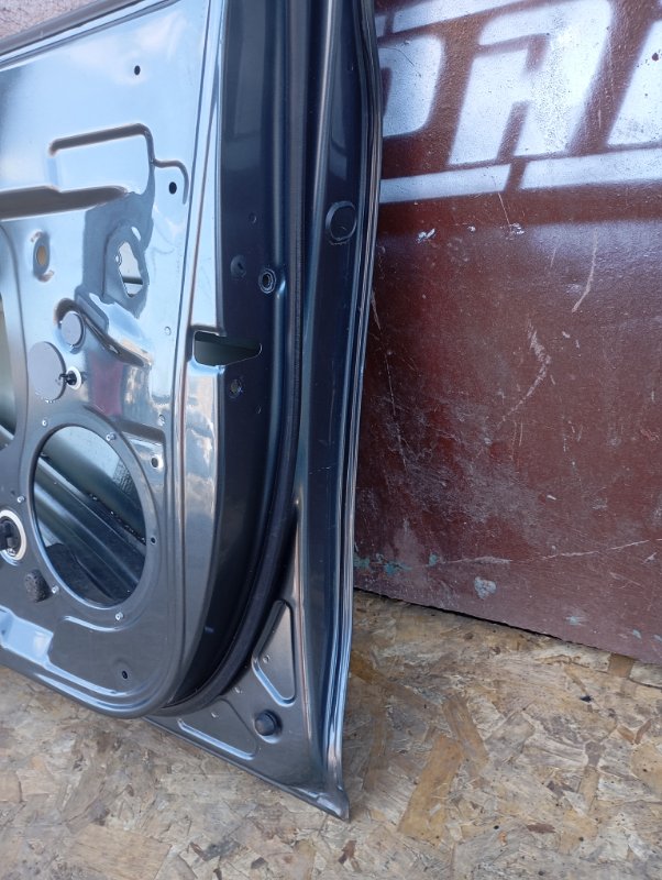 Дверь Skoda YETI 2015