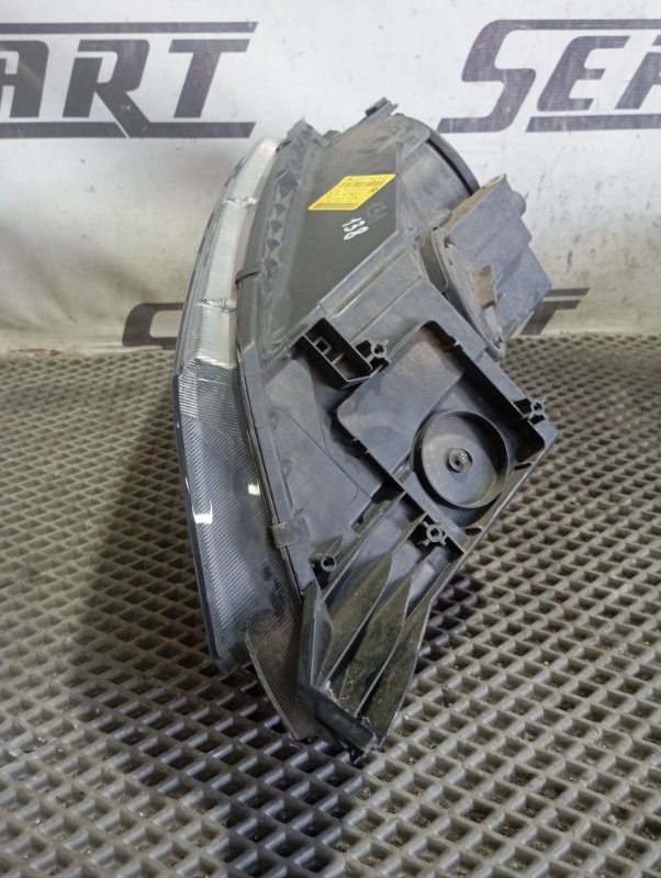 Фары Skoda YETI 2015