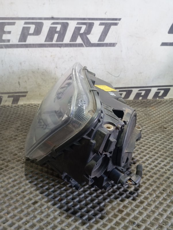 Фары Skoda YETI 2015