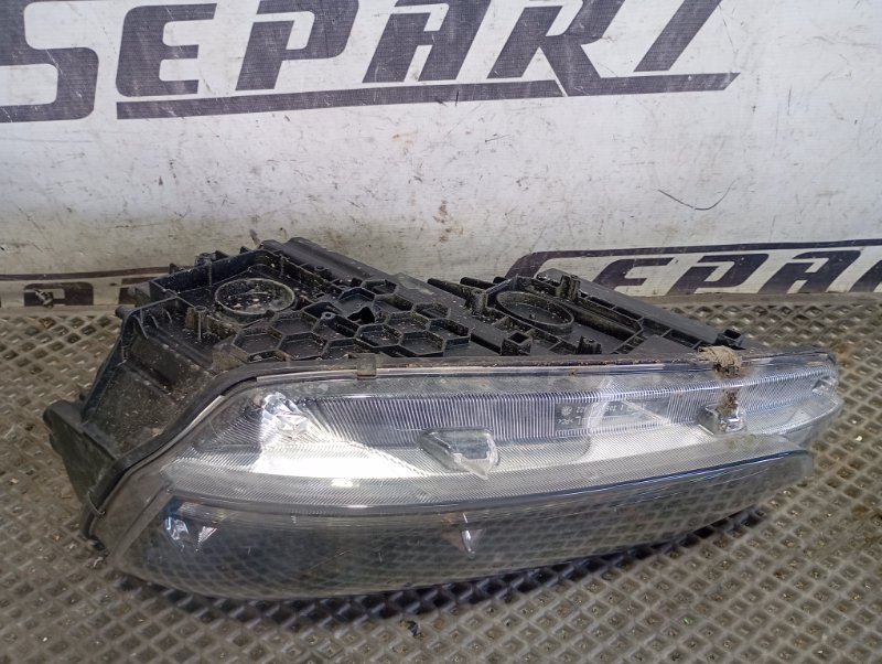 Фары Skoda YETI 2015