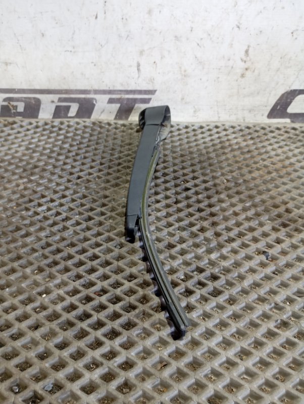 Стеклоочиститель (дворник) Skoda YETI 2015