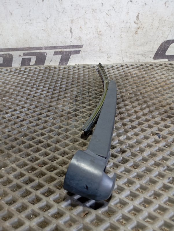 Стеклоочиститель (дворник) Skoda YETI 2015