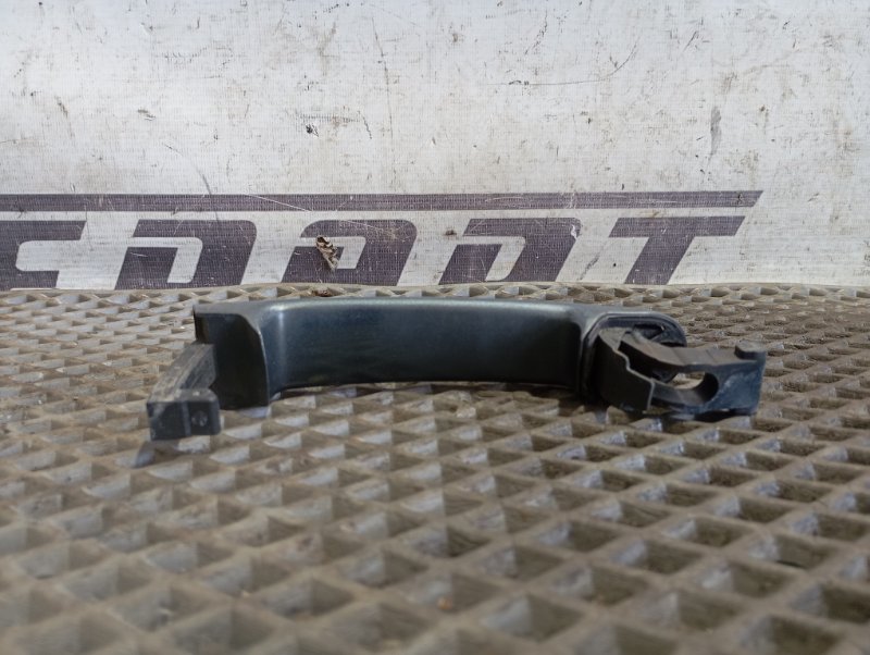 Ручка двери Skoda YETI 2015