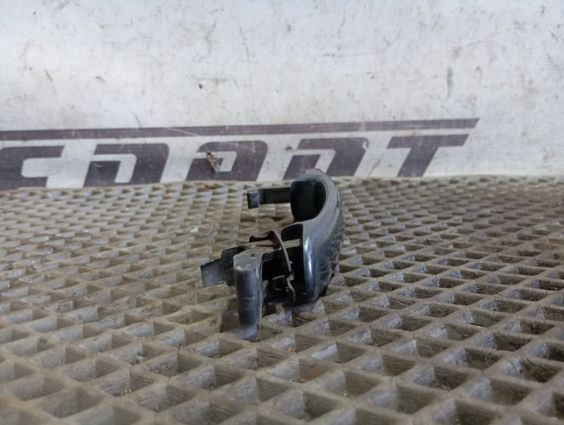 Ручка двери Skoda YETI 2015