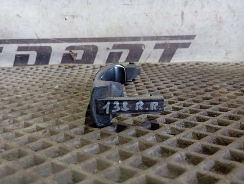 Ручка двери Skoda YETI 2015