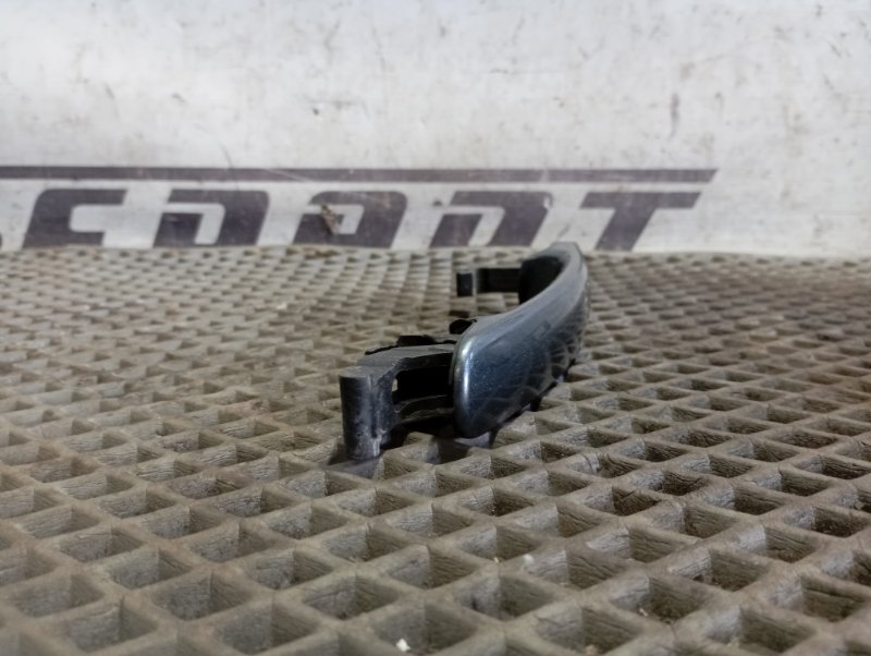 Ручка двери Skoda YETI 2015