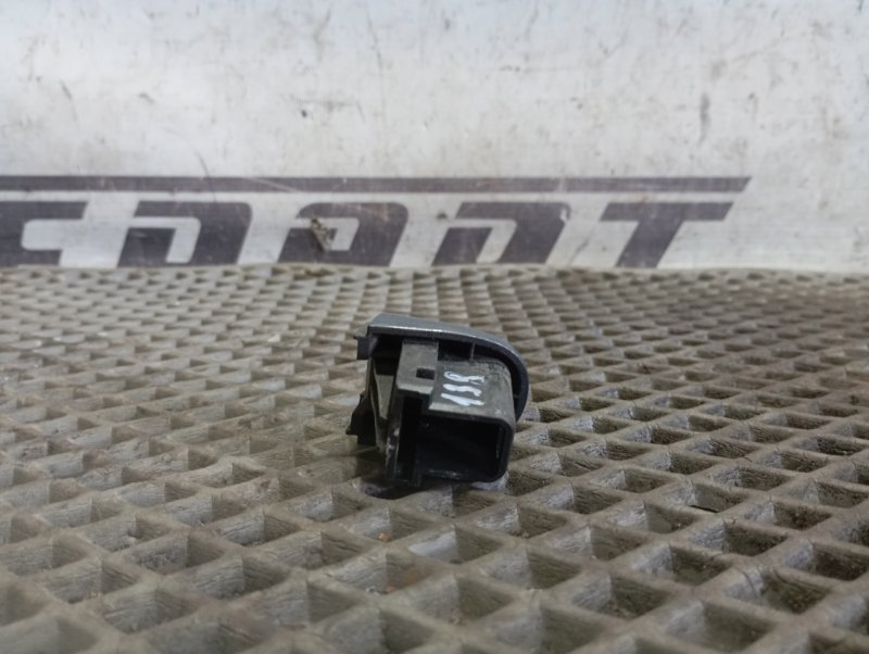 Заглушка двери Skoda YETI 2015