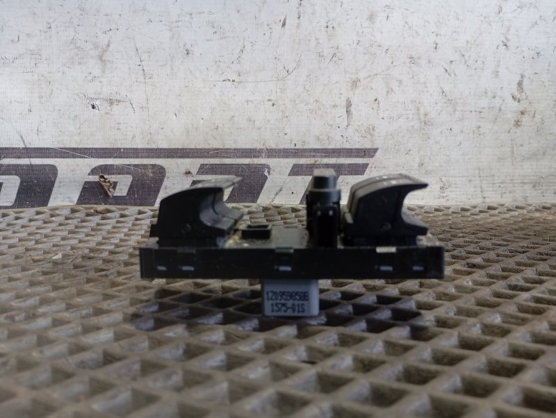 Блок кнопок Skoda YETI 2015