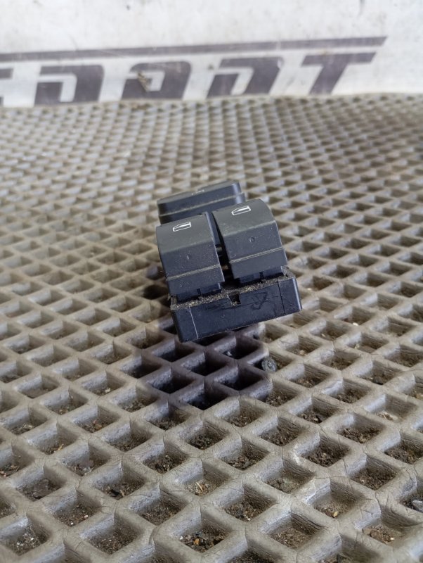 Блок кнопок Skoda YETI 2015