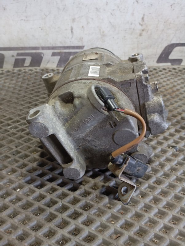 Компрессор кондиционера Audi A8