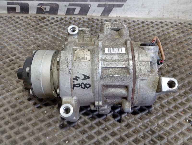 Компрессор кондиционера Audi A8