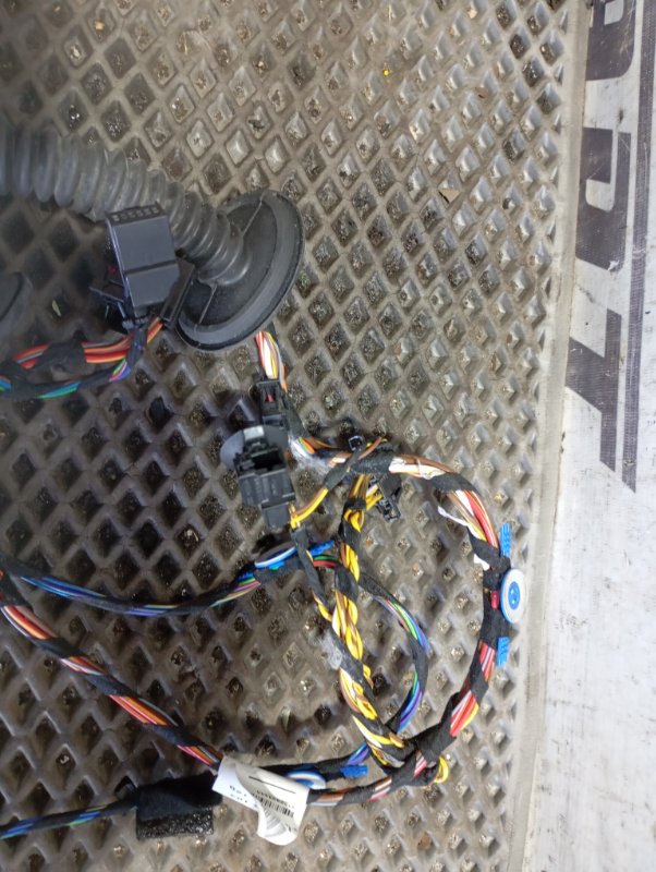 Коса двери Volkswagen Touareg 2006 GP